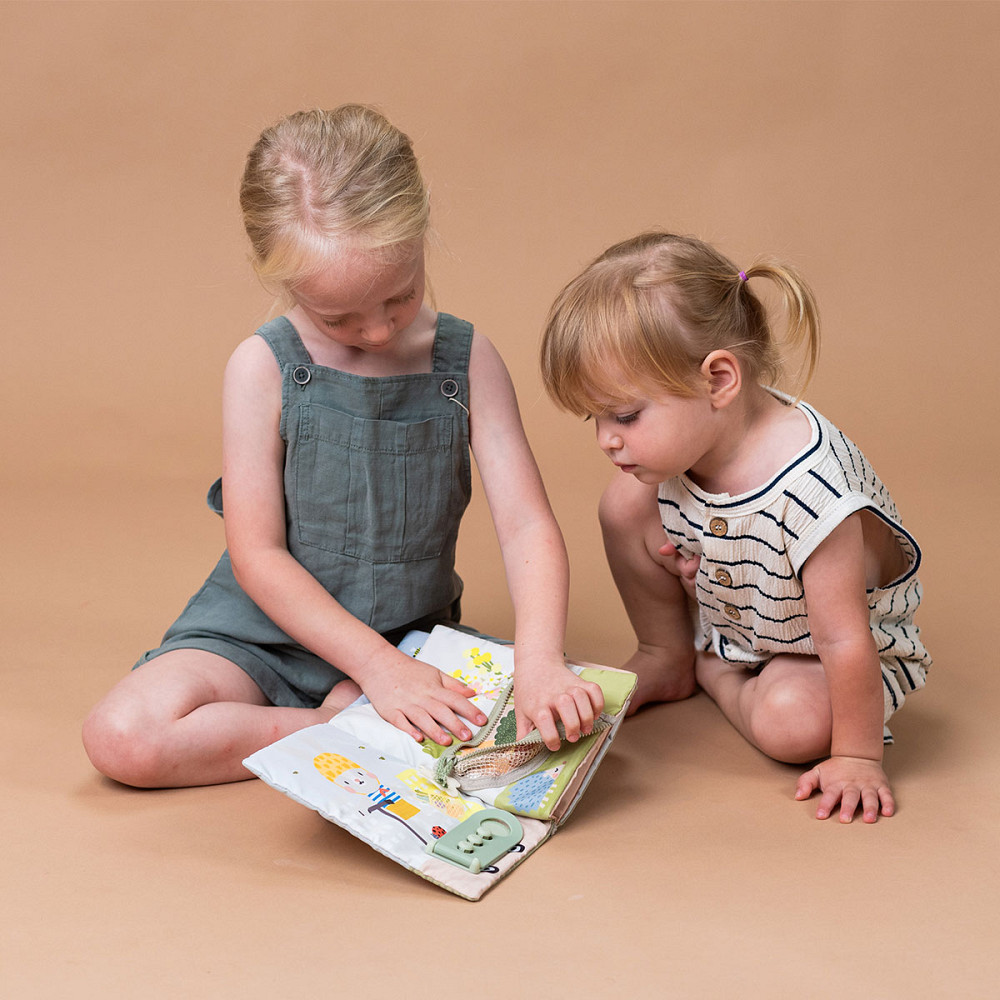 Розвивальна м'яка книжка - Бізібук зайченятка Дніпро - фото 2