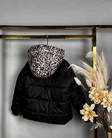 Демисезонная куртка для девочек черная с вставками леопард 140 Николаев