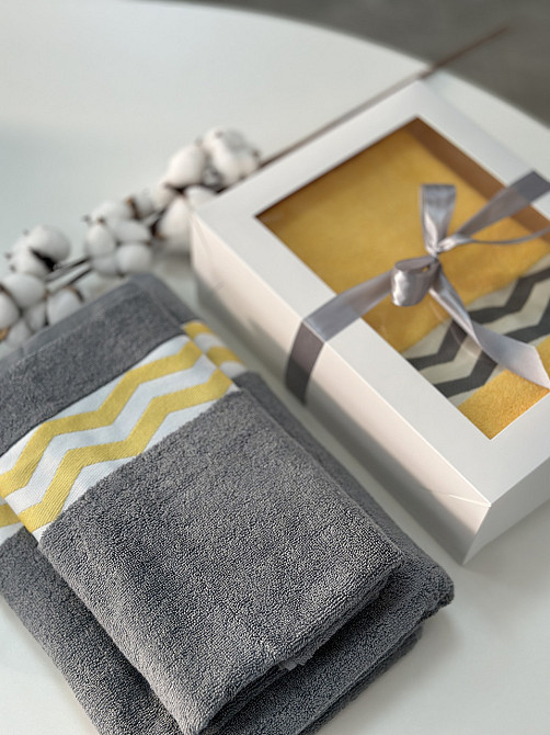 Подарочный набор махровых полотенец с бордюром 50х90+70х140 см Узбекистан Черновцы - изображение 3