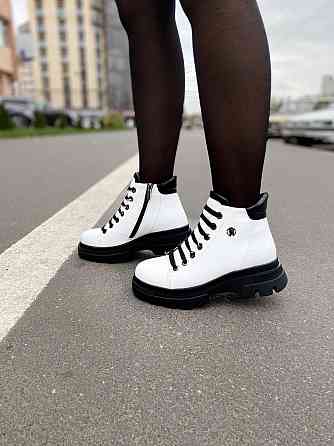 Без бренда Жіночі черевики ASTINI білі шкіра натуральна зимові (5178) Коломия