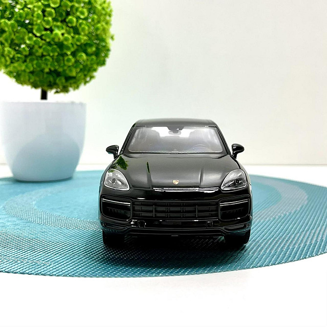 Машина Welly Nex Porsche Cayenne 1:24 інерційна відкриваються двері Вид 2 Чорна (24092W) Чернігів - фото 3