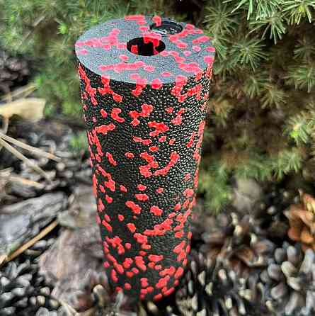 Масажний ролик (роллер) гладкий PowerPlay PP-4346 Mini EPP Foam Roller Чорно/Червоний (15x5,3см.) Каменское