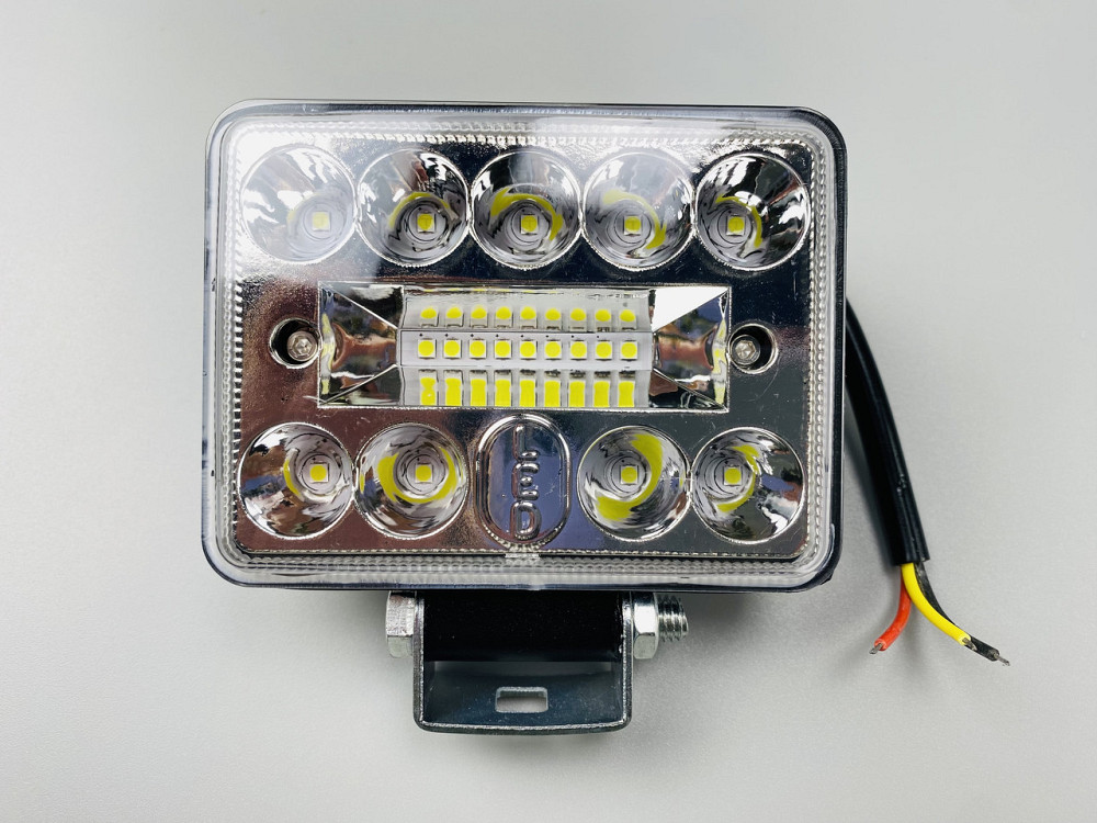 Фара прямокутна 18Led chip 3030 9-80V IP67, автомобільне освітлення Мукачево - фото 7