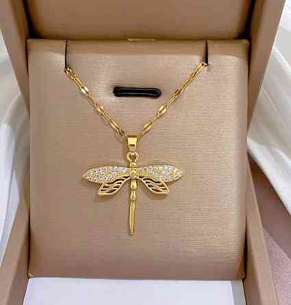 Подвеска стрекоза со стразами на цепочке золотистая украшение Киев