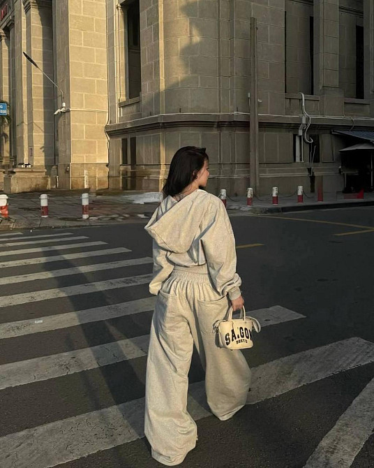 Женский стильный костюм двойка: кофта и штаны оверсайз кроя двунитка Одесса - изображение 4