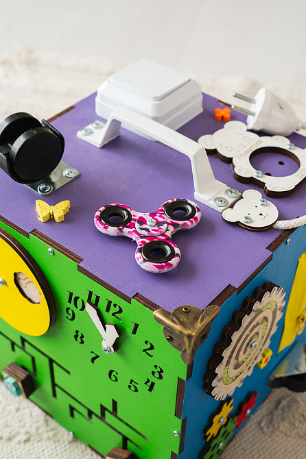 Маленький Бізікуб 23*23*23 Різнобарвний дитячий розвивальний куб Бізіборд Тернопіль - фото 9