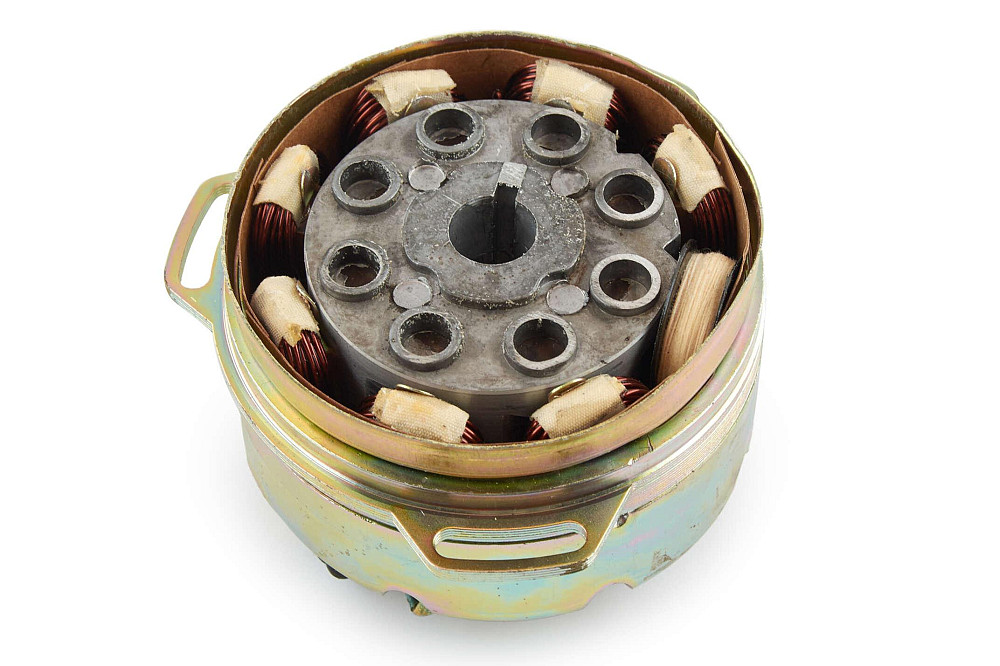 Генератор МІНСЬК 14V 65W (43.3701) VDK Киев - изображение 1