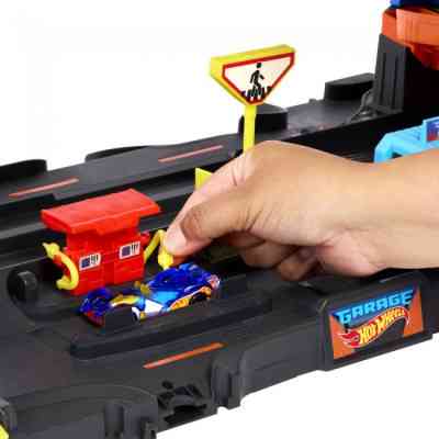 Автотрек Hot Wheels Легендарний гараж (HKX48) Вінниця