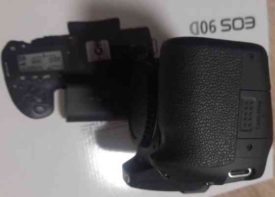 Фотоаппарат Canon 90D Body. Киев