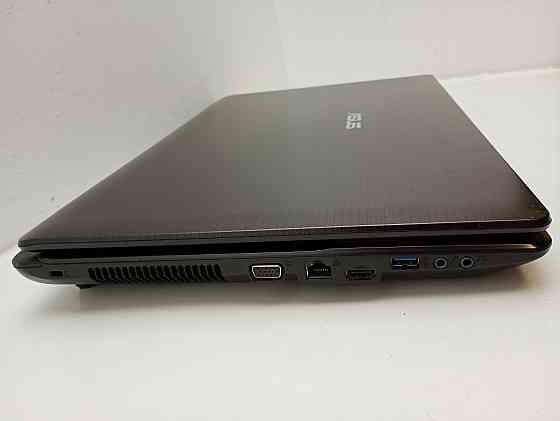 Ноутбук ASUS A93S i7-2670QM\4gb ddr3\0\ АКБ- (Б клас) Луцьк