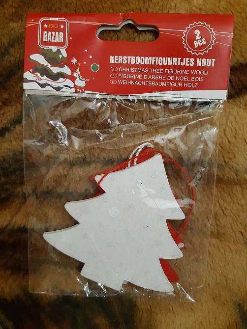 Іграшки на ялинку дерев`яні Ялинки 2 штуки 75 на 80 мм червоно-білий Київ - фото 2