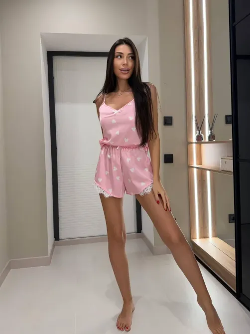 Легкая, нежная и очень приятная для тела — пижама, в которой хочется расслабиться и насладиться вечером. Одесса - изображение 4