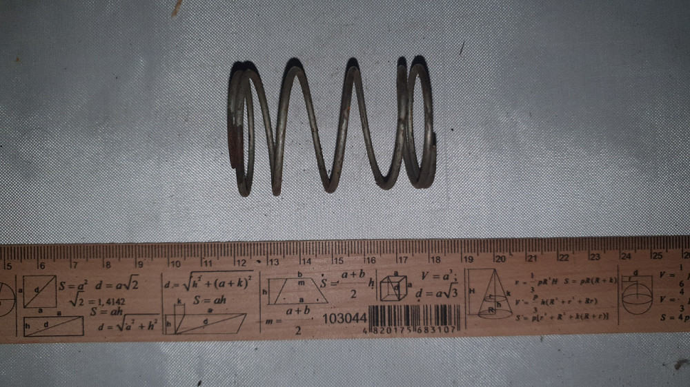 Пружина сжатия 35х53х2 мм. СССР. Харьков - изображение 1