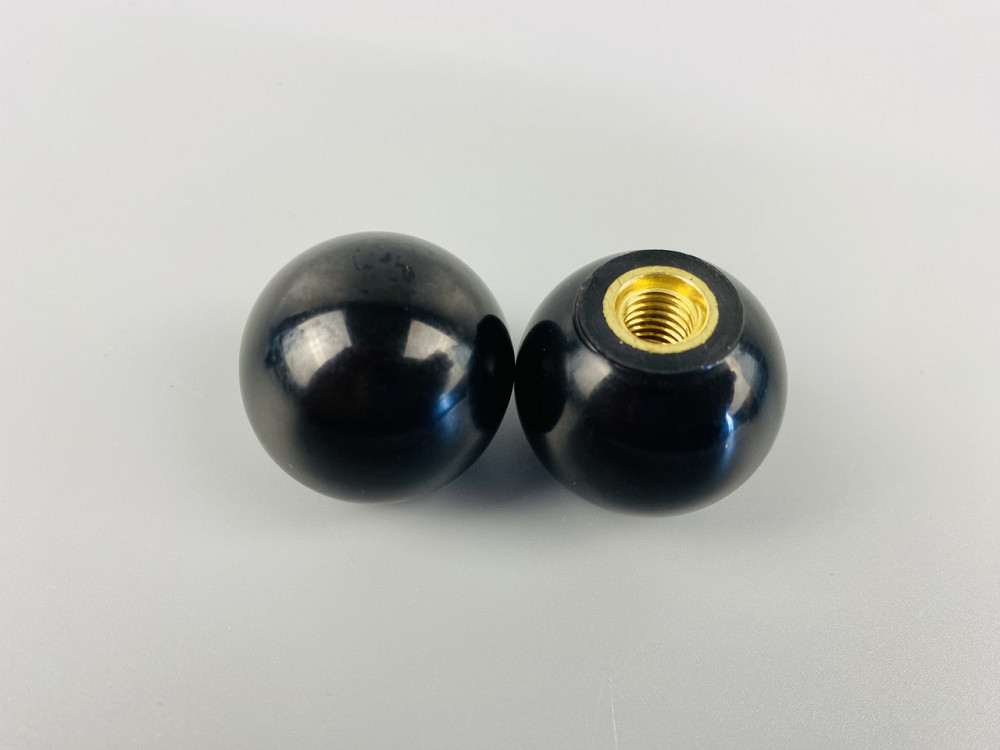 Наконечник важеля універсальний М8, D30 (шар чорний), латунна втулка різь внутрішня М8 Мукачево - фото 1