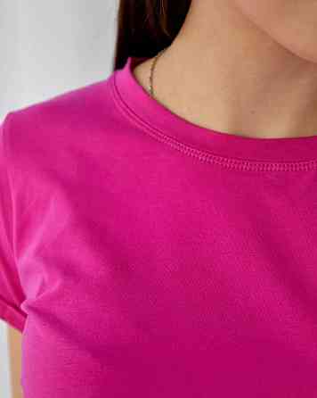 Базова футболка жіноча однотонна Малиновий S Харків