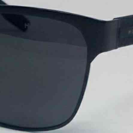 Брендові стильні чоловічі окуляри чорні в чорному металі поляризовано. Київ