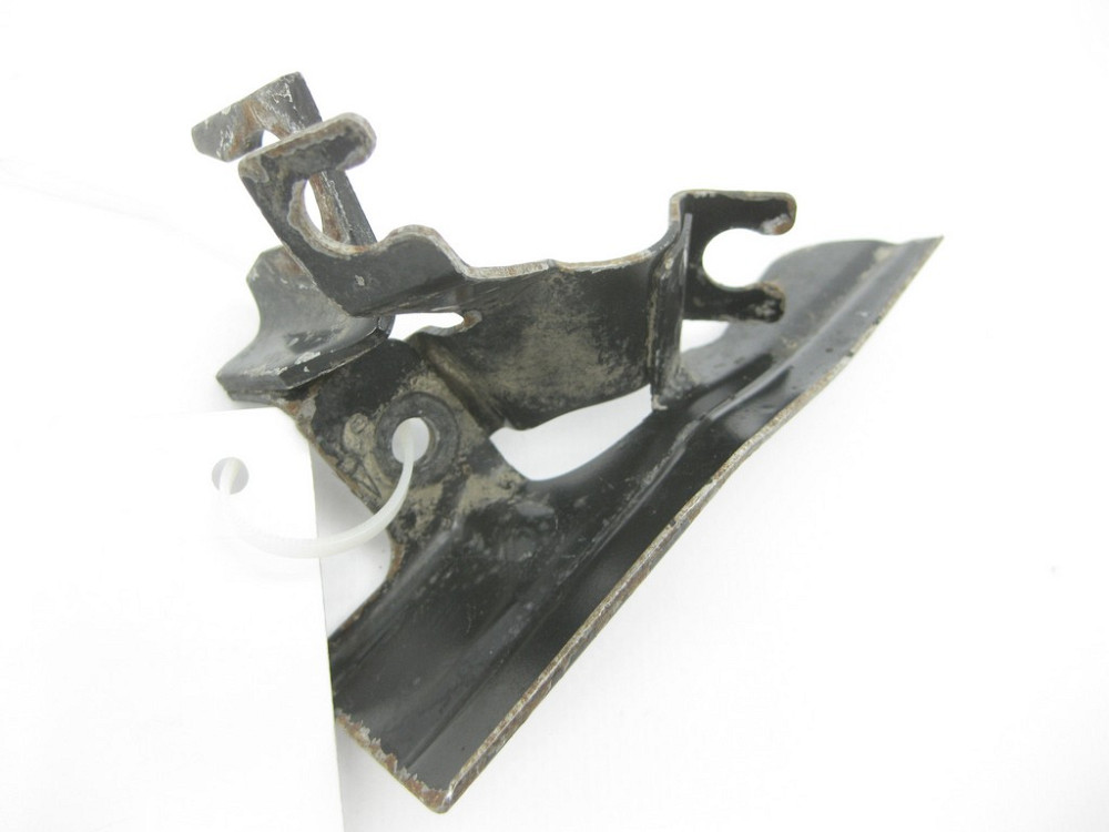 Mercedes-Benz  A2204202186 Кронштейн проводів на передньому лівому поворотному кулаку S-Class W220 4matic Одесса - изображение 6