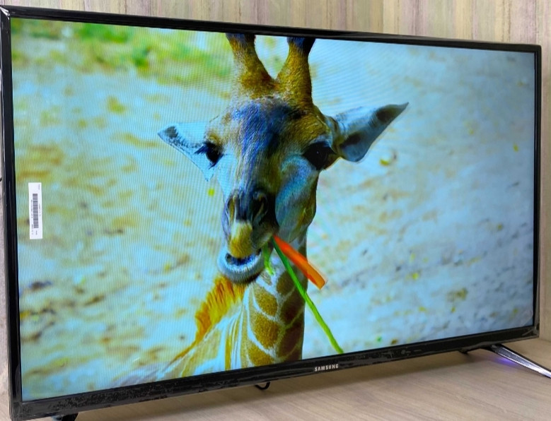 Крутий Телевізор: Samsung 34" Smart TV, Wi-Fi, T2 Харків - фото 2