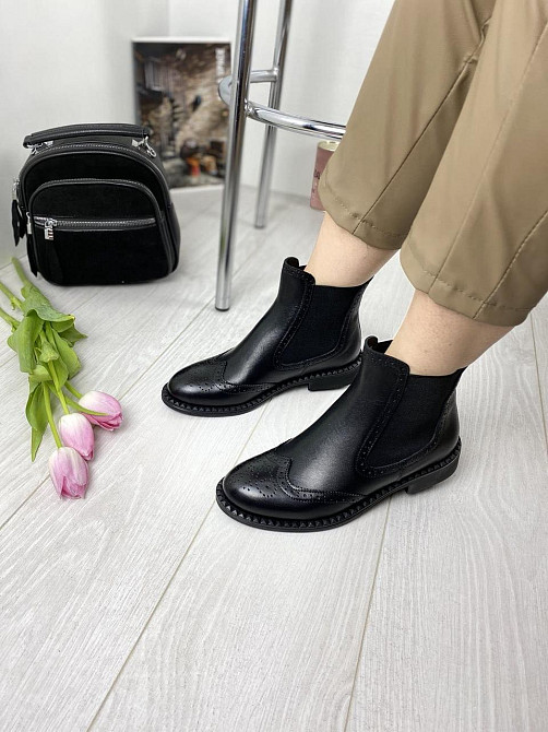 Kadar Черевики жіночі KADAR чорні натуральна шкіра весна-осінь размер 36-40 (00-1105491-Б) Коломия - фото 1