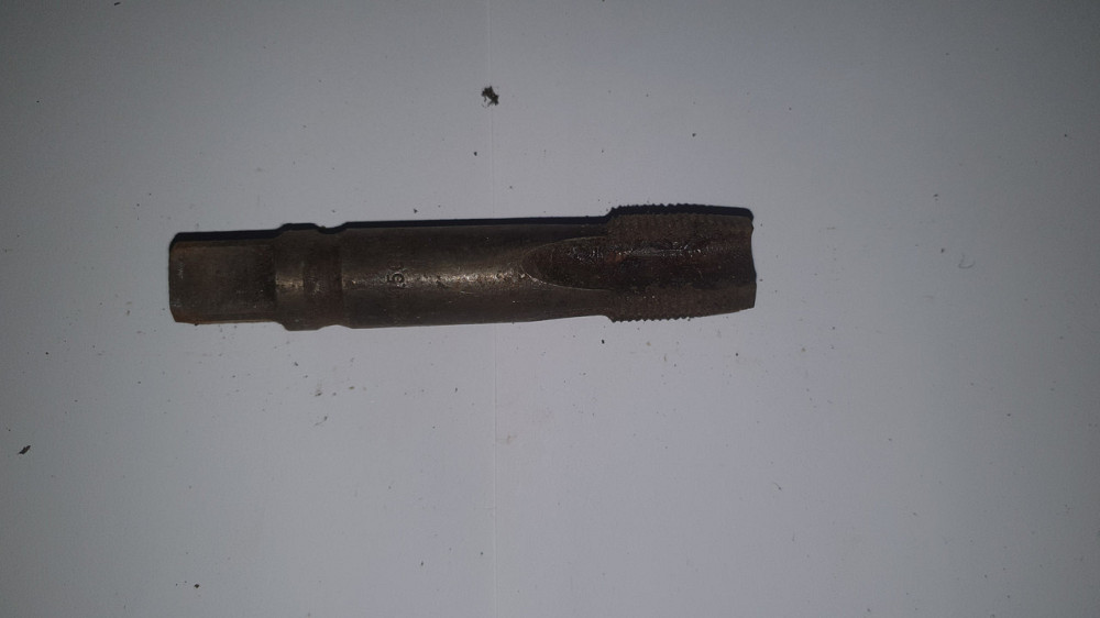 Метчики машинно-ручные М22х1.5. СССР. Харьков - изображение 1