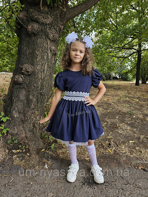 Красивое школьное платье с кружевом 116-134 Кривой Рог - изображение 1
