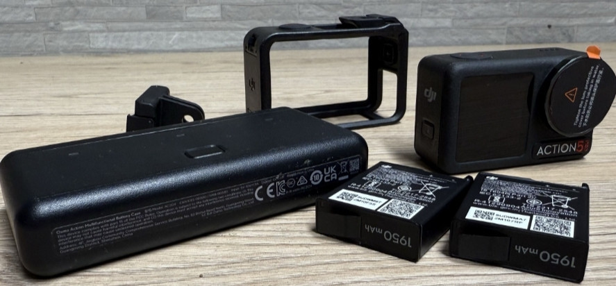 Екшн-камера DJl Action 5 Pro 64Gb. + 128Gb. + Аксессуары! Киев - изображение 1