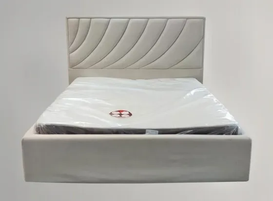 Кровать BNB Двуспальная Laurel Premium 180 х 200 см С дополнительной металлической цельносварной рамой Экокожа Айвори Киев