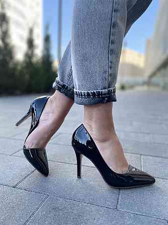 Seastar Туфлі жіночі SEASTAR чорні еко-лак висота підбору 9.5 см.(2406) Коломыя