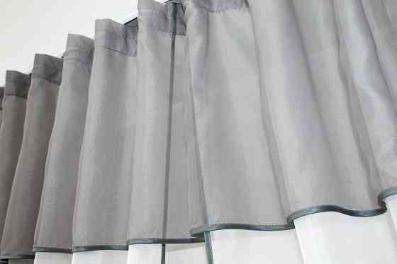 Кухонные шторы VR-Textil № 090к с ламбрекеном и подвязками серый с белым 280х170 см (50-310) Киев