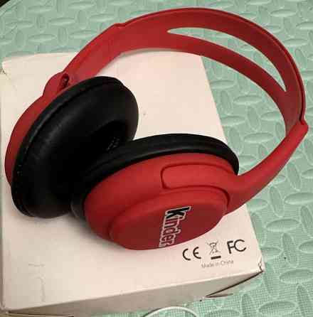 Бездротові Навушники від Kinder. Харків