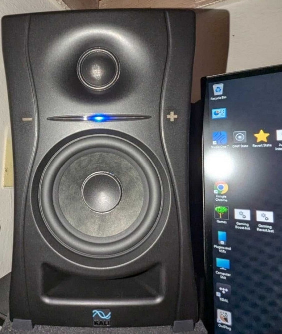 Студийные мониторы  Kali Audio LP-UNF (НОВЫЕ) Харьков - изображение 3