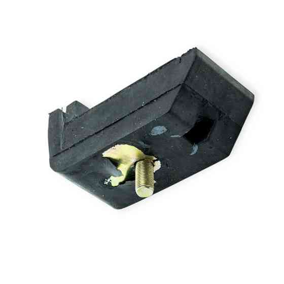 Подушка ЗАЗ 1102, 1103, 1105 Таврия квадратная двигателя Мукачево