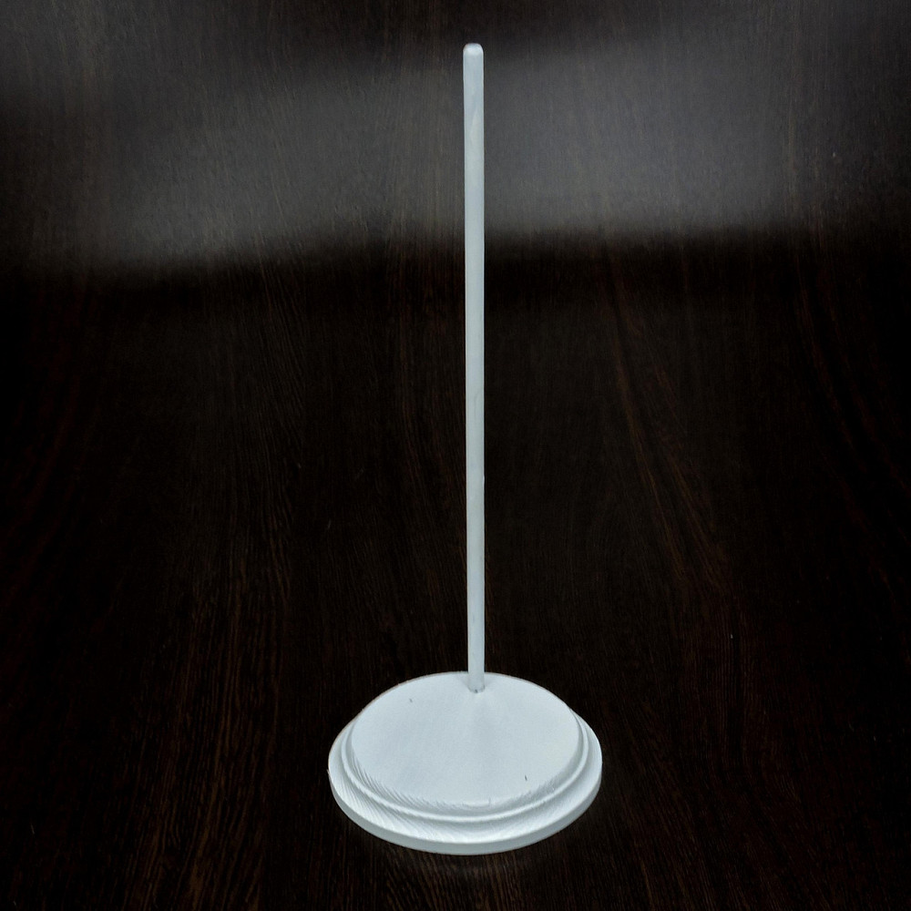 Подставка для кукол 