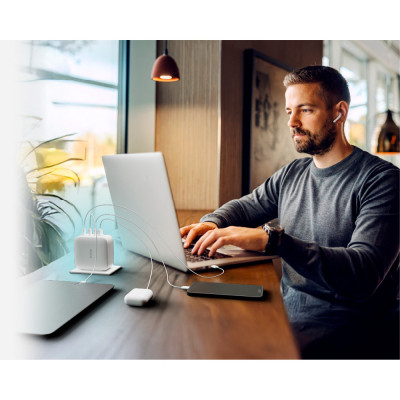 Зарядное устройство D-Link 3xUSB-C + 1xUSB-A 100W GaN white (DCP-101) Винница - изображение 7