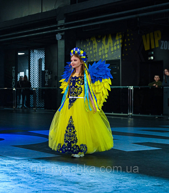 Жовта святкова сукня в патріотичних кольорах Кривой Рог - изображение 2
