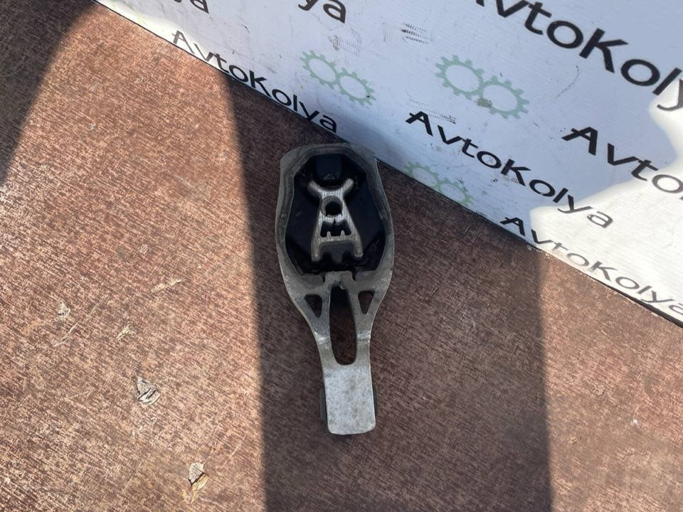 Подушка (опора) двигуна задня Opel Vivaro 1.6 CDTi 2019-2023 (9811786680) Ковель - фото 2