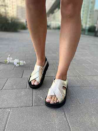 Abbi Босоніжки жіночі ABBI C110-06 золото (літо, шкіра натуральна) (3831) лише 38р. Коломыя