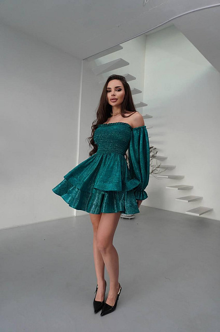 Женское романтическое праздничное платье, ткань: люрекс диско Зелёный, 44 Одесса - изображение 3