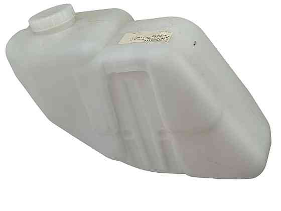 Бачок 2108, 2109, 21099, 2113, 2114, 2115 карбюратор 2 мотора 1 горловина омывателя Мукачево