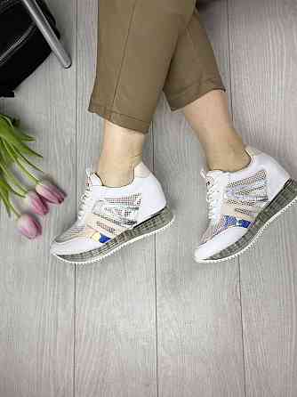 Lonza Кросівки жіночі LONZA F99632/1 білі (весна-літо, шкіра натуральна) (5180) лише 41р. Коломыя