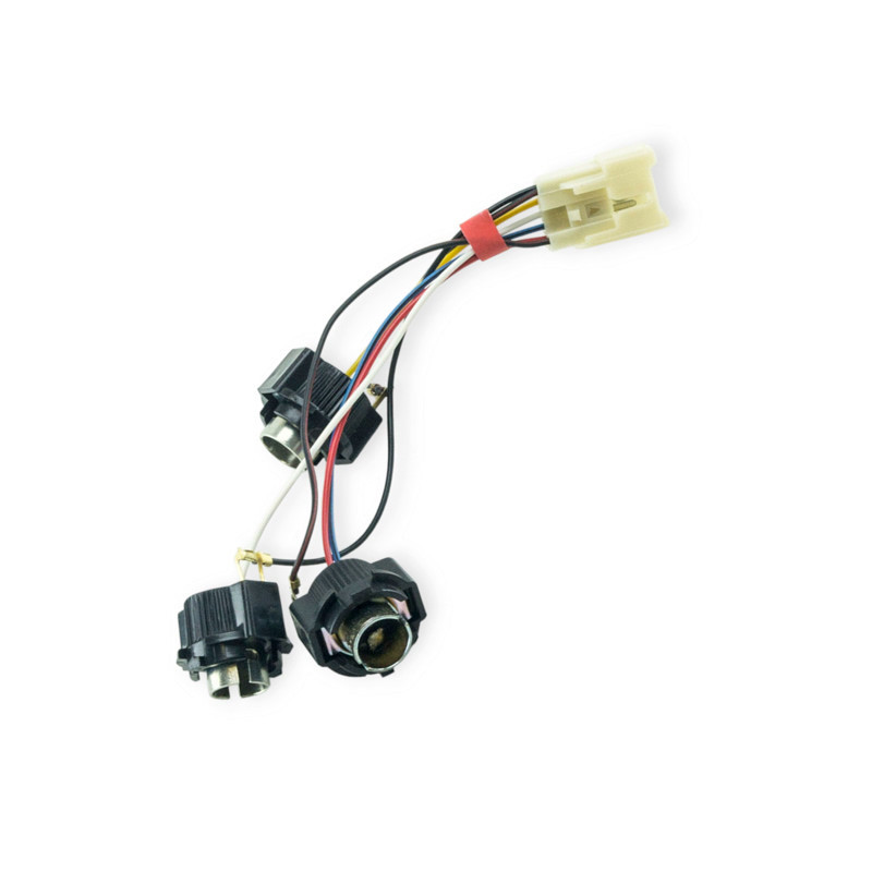 Роз'єм ліхтаря Ланос 150 лівий (АЕА) джгут у зборі Сутиски заднього Мукачево - фото 1