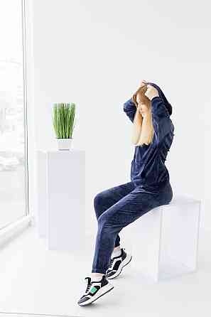 Жіночий велюровий костюм із капюшоном Синій M Харків