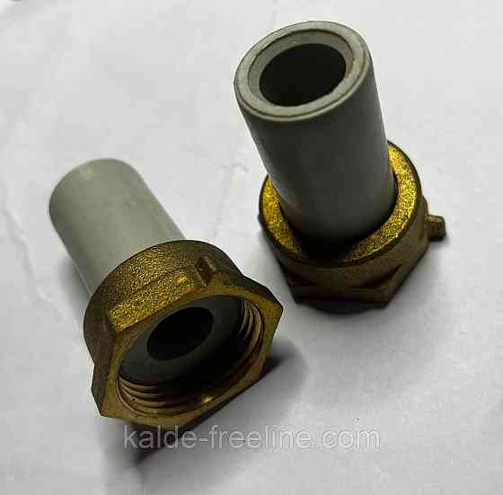 Штуцер с накидной гайкой для счетчика воды 20 3/4