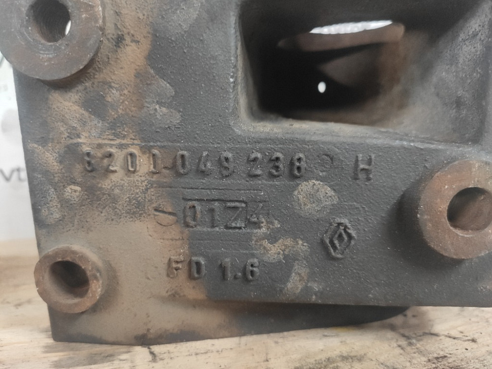 Кронштейн промвала правий Nissan Primastar 2.5 dci 2001-2006 (8200049238) Ковель - изображение 3