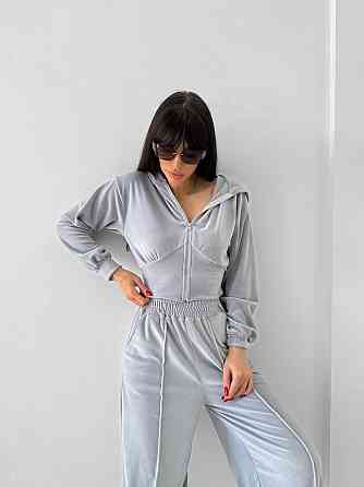 Женский прогулочный костюм двойка: кофта на молнии и брюки из велюра Серый, 46/48 Одесса