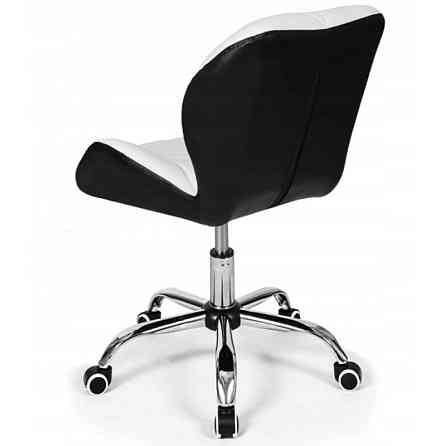 Крісло офісне комп'ютерне B-531 на коліщатках робоче для комп'ютера офісу дому Чорно-білий Київ