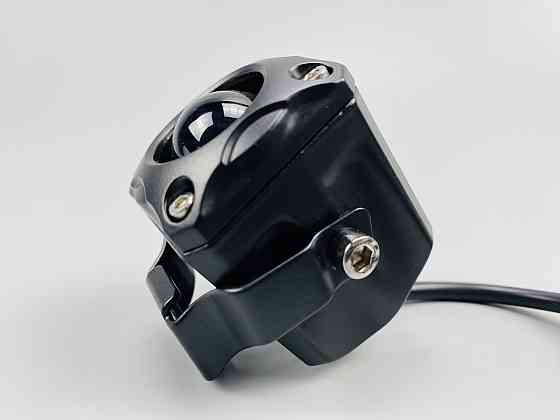 Економічний прожектор для мотоцикла, Двоколірні світлодіодні протитуманки Фара LED квадратна 20W Мукачево