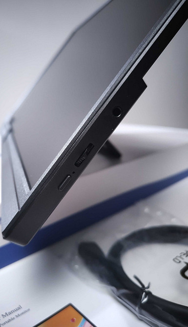 Портативный монитор 15.6 дюймов с динамиками, 1920х1080 IPS, 60 hz Киев - изображение 3