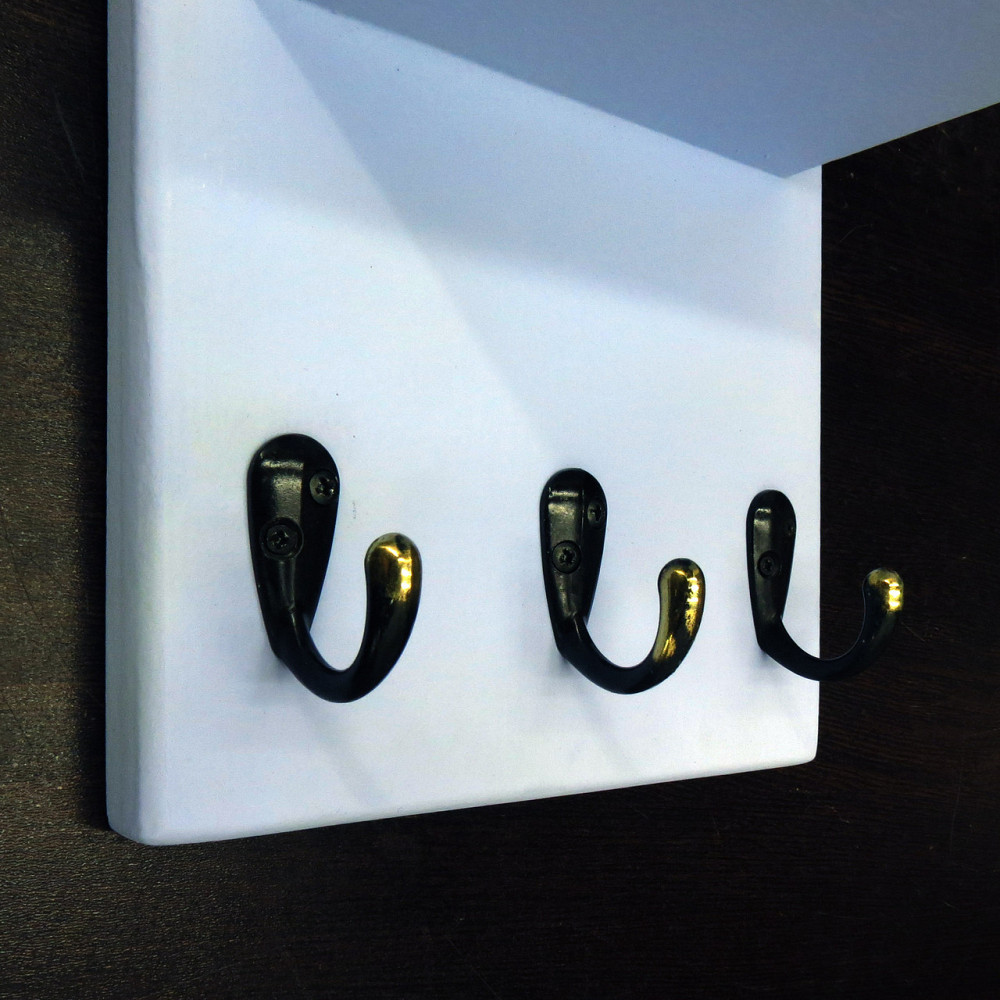 Полка для ванной 