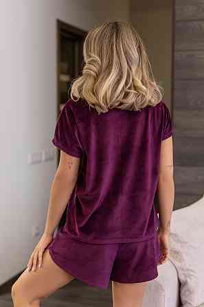 Велюровая пижами двойка футболка и шорты Mellow 54-56, Бордовый Киев